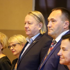 powiększ zdjęcie: Miejskie obchody Dnia Edukacji Narodowej w II Liceum Ogólnokształcącym