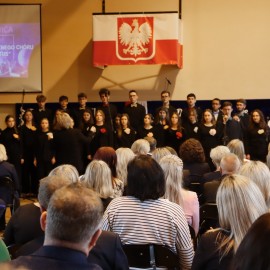 powiększ zdjęcie: Miejskie obchody Dnia Edukacji Narodowej w II Liceum Ogólnokształcącym