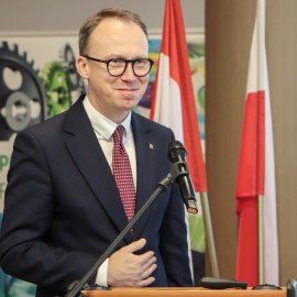 powiększ zdjęcie: Rozpoczęcie roku akademickiego w legnickiej filii Politechniki Wrocławskiej