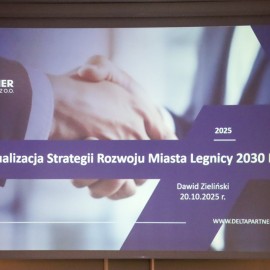 powiększ zdjęcie: Spotkanie Zespołu ds. aktualizacji Strategii Rozwoju Legnicy 2030 PLUS