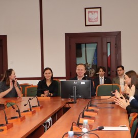 powiększ zdjęcie: Młodzieżowa Rada Miejska Legnicy rozpoczęła swoją kadencję