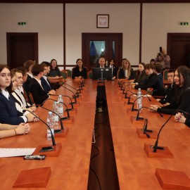 powiększ zdjęcie: Młodzieżowa Rada Miejska Legnicy rozpoczęła swoją kadencję