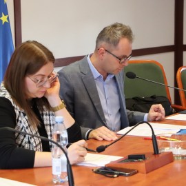 powiększ zdjęcie: Młodzieżowa Rada Miejska Legnicy rozpoczęła swoją kadencję