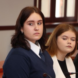 powiększ zdjęcie: Młodzieżowa Rada Miejska Legnicy rozpoczęła swoją kadencję