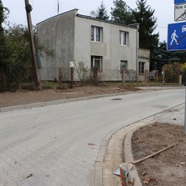 powiększ zdjęcie: Legnicki Program Drogowy. Zakończyła się przebudowa ul. Wroniej
