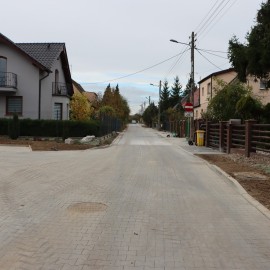 powiększ zdjęcie: Legnicki Program Drogowy. Zakończyła się przebudowa ul. Wroniej