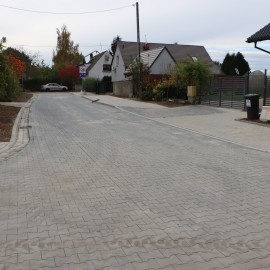 powiększ zdjęcie: Legnicki Program Drogowy. Zakończyła się przebudowa ul. Wroniej