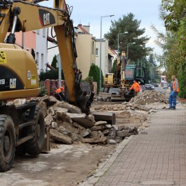 powiększ zdjęcie: Legnicki Program Drogowy. Rozpoczął się remont ul. Słonecznej