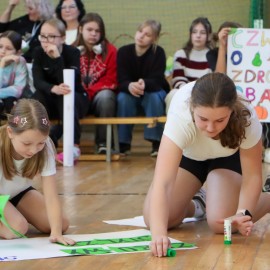 powiększ zdjęcie: By zdrowym być – legniccy uczniowie biorą udział w konkursie profilaktycznym