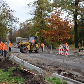 powiększ zdjęcie: Remont ul. Powstańców Śląskich. Zobacz jak przebiegają prace