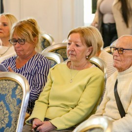 powiększ zdjęcie: Jesienne święto seniorów