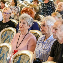 powiększ zdjęcie: Jesienne święto seniorów