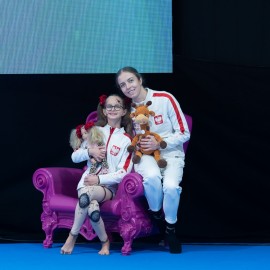 powiększ zdjęcie: Legniczanka zdobyła srebro na mistrzostwach świata w akrobatyce. Gratulujemy