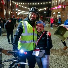 powiększ zdjęcie: Biegli i maszerowali w świątecznym nastroju