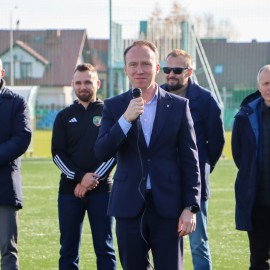 powiększ zdjęcie: Legnickie szkoły rywalizowały w turnieju „Świerkowa od Nowa”