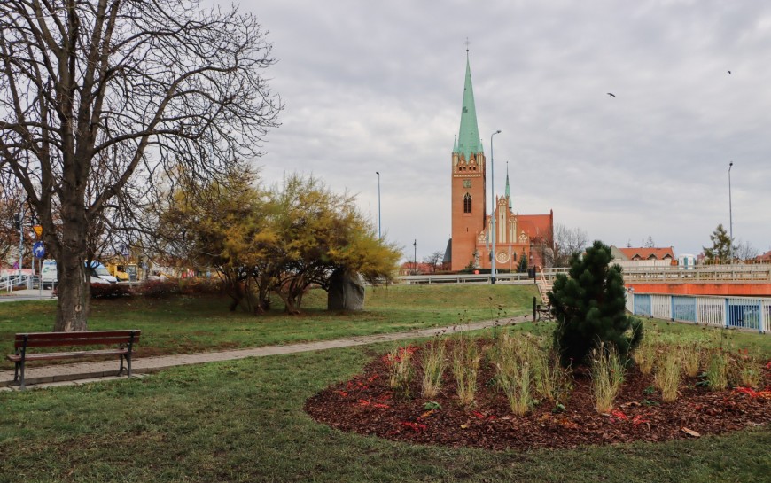 Zakończono rewitalizację zieleńca przy ul. Jordana