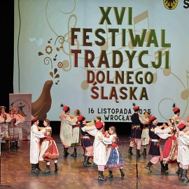 powiększ zdjęcie: Zespół Pieśni i Tańca „Legnica” z sukcesami na XVI Festiwalu Tradycji Dolnego Śląska