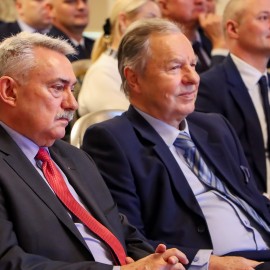 powiększ zdjęcie: 80 lat Miejskiego Przedsiębiorstwa Komunikacyjnego w Legnicy