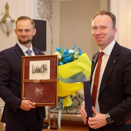 powiększ zdjęcie: 80 lat Miejskiego Przedsiębiorstwa Komunikacyjnego w Legnicy