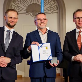 powiększ zdjęcie: 80 lat Miejskiego Przedsiębiorstwa Komunikacyjnego w Legnicy