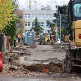 powiększ zdjęcie: Legnicki Program Drogowy. Zobacz jak przebiega remont ul. Słonecznej