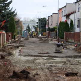 powiększ zdjęcie: Legnicki Program Drogowy. Zobacz jak przebiega remont ul. Słonecznej