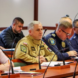 powiększ zdjęcie: Przygotowania do akcji "ZIMA"