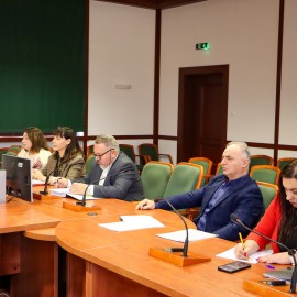 powiększ zdjęcie: Przygotowania do akcji "ZIMA"