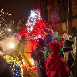 powiększ zdjęcie: 5 grudnia Legnica rozświetli się świątecznymi iluminacjami