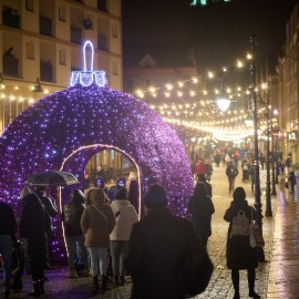 powiększ zdjęcie: 5 grudnia Legnica rozświetli się świątecznymi iluminacjami