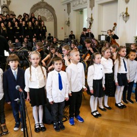 powiększ zdjęcie: Jubileusz 80-lecia Zespołu Szkół Muzycznych