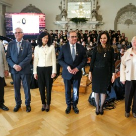 powiększ zdjęcie: Jubileusz 80-lecia Zespołu Szkół Muzycznych