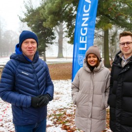 powiększ zdjęcie: Zimowy tor przeszkód na finał akcji MOVEMBER