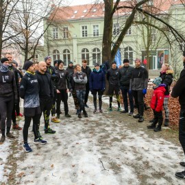 powiększ zdjęcie: Zimowy tor przeszkód na finał akcji MOVEMBER