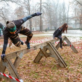 powiększ zdjęcie: Zimowy tor przeszkód na finał akcji MOVEMBER