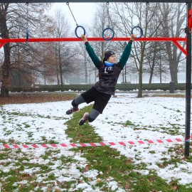 powiększ zdjęcie: Zimowy tor przeszkód na finał akcji MOVEMBER