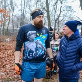 powiększ zdjęcie: Zimowy tor przeszkód na finał akcji MOVEMBER