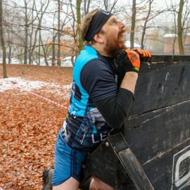 powiększ zdjęcie: Zimowy tor przeszkód na finał akcji MOVEMBER