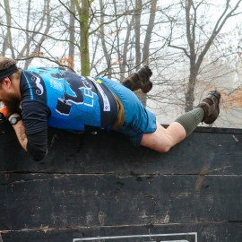powiększ zdjęcie: Zimowy tor przeszkód na finał akcji MOVEMBER