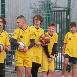 powiększ zdjęcie: Nowoczesne boisko przy ZSO nr 4 już gotowe