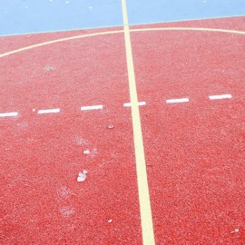 powiększ zdjęcie: Nowoczesne boisko przy ZSO nr 4 już gotowe