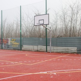 powiększ zdjęcie: Nowoczesne boisko przy ZSO nr 4 już gotowe