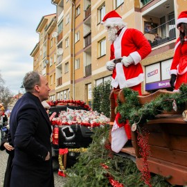 powiększ zdjęcie: Mikołajowie, motory i mnóstwo radości