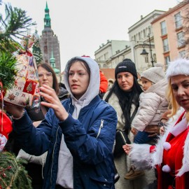 powiększ zdjęcie: Mikołajowie, motory i mnóstwo radości
