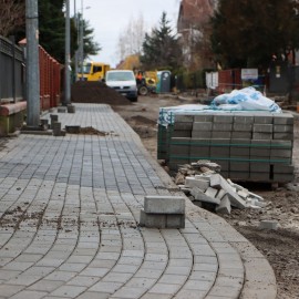 powiększ zdjęcie: Legnicki Program Drogowy. Zobacz jak przebiega remont ul. Słonecznej