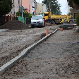 powiększ zdjęcie: Legnicki Program Drogowy. Zobacz jak przebiega remont ul. Słonecznej