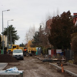powiększ zdjęcie: Legnicki Program Drogowy. Zobacz jak przebiega remont ul. Słonecznej