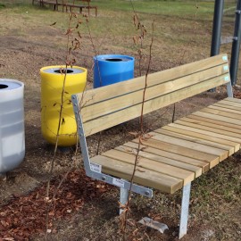 powiększ zdjęcie: Nowe place zabaw przy legnickich żłobkach na finiszu realizacji