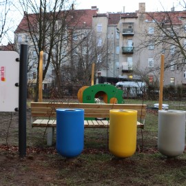 powiększ zdjęcie: Nowe place zabaw przy legnickich żłobkach na finiszu realizacji