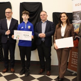 powiększ zdjęcie: „Empatia jest odważna” – w Muzeum Miedzi wręczono nagrody w konkursie dla młodzieży